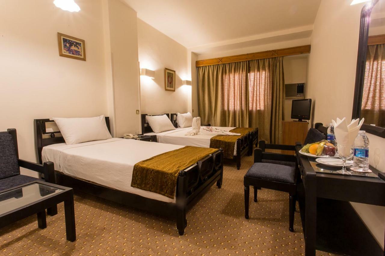 אסואן Cleopatra Hotel מראה חיצוני תמונה